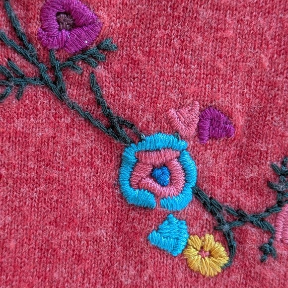 Sundance Red Embroidered Heart Wool Blend Sweater Sz S - Picture 7 of 8